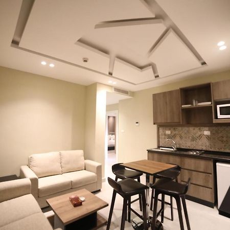 فندق صحارى الخليج Sahara Gulf Hotel Apartments Amman Extérieur photo