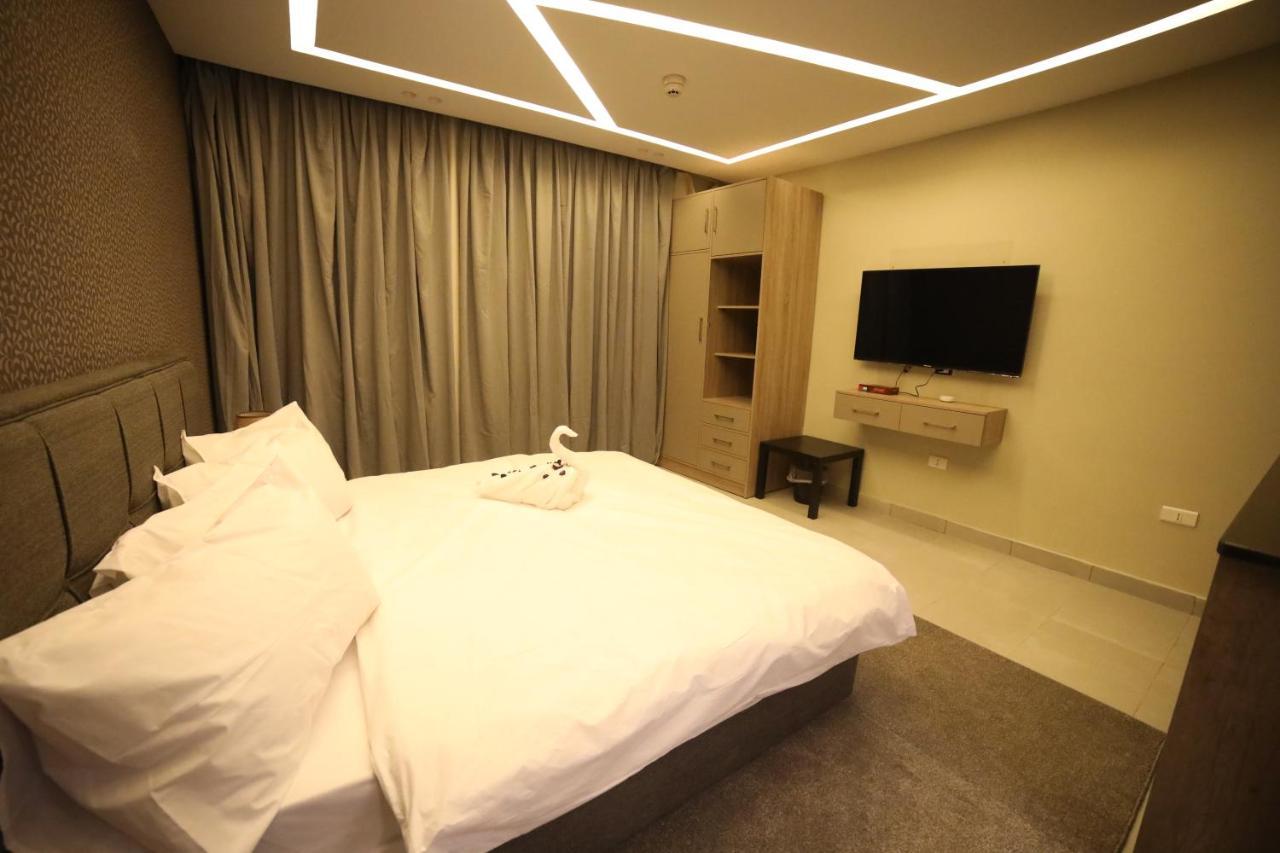 فندق صحارى الخليج Sahara Gulf Hotel Apartments Amman Extérieur photo