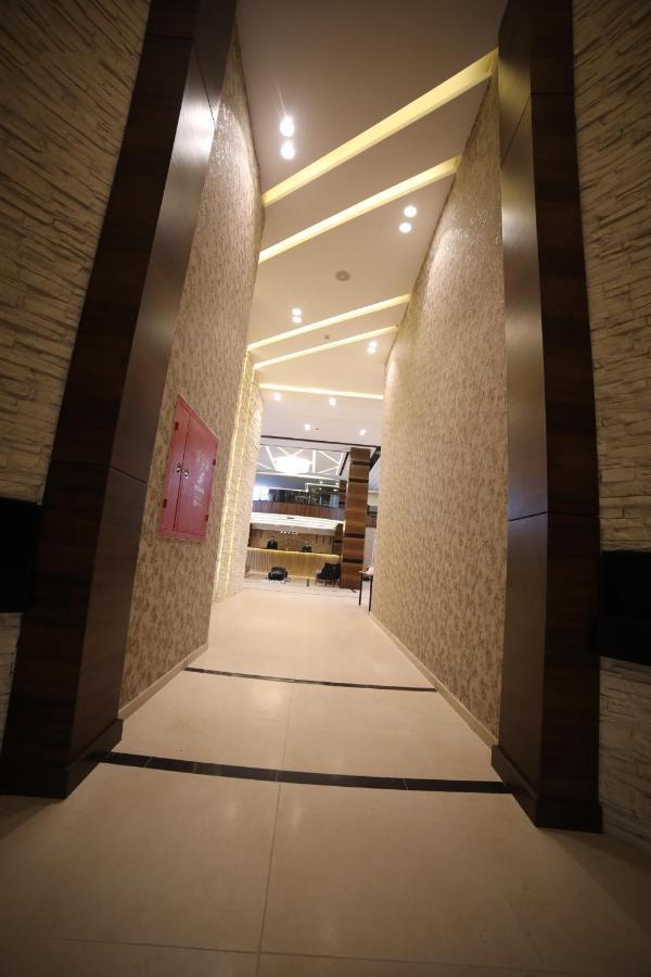 فندق صحارى الخليج Sahara Gulf Hotel Apartments Amman Extérieur photo