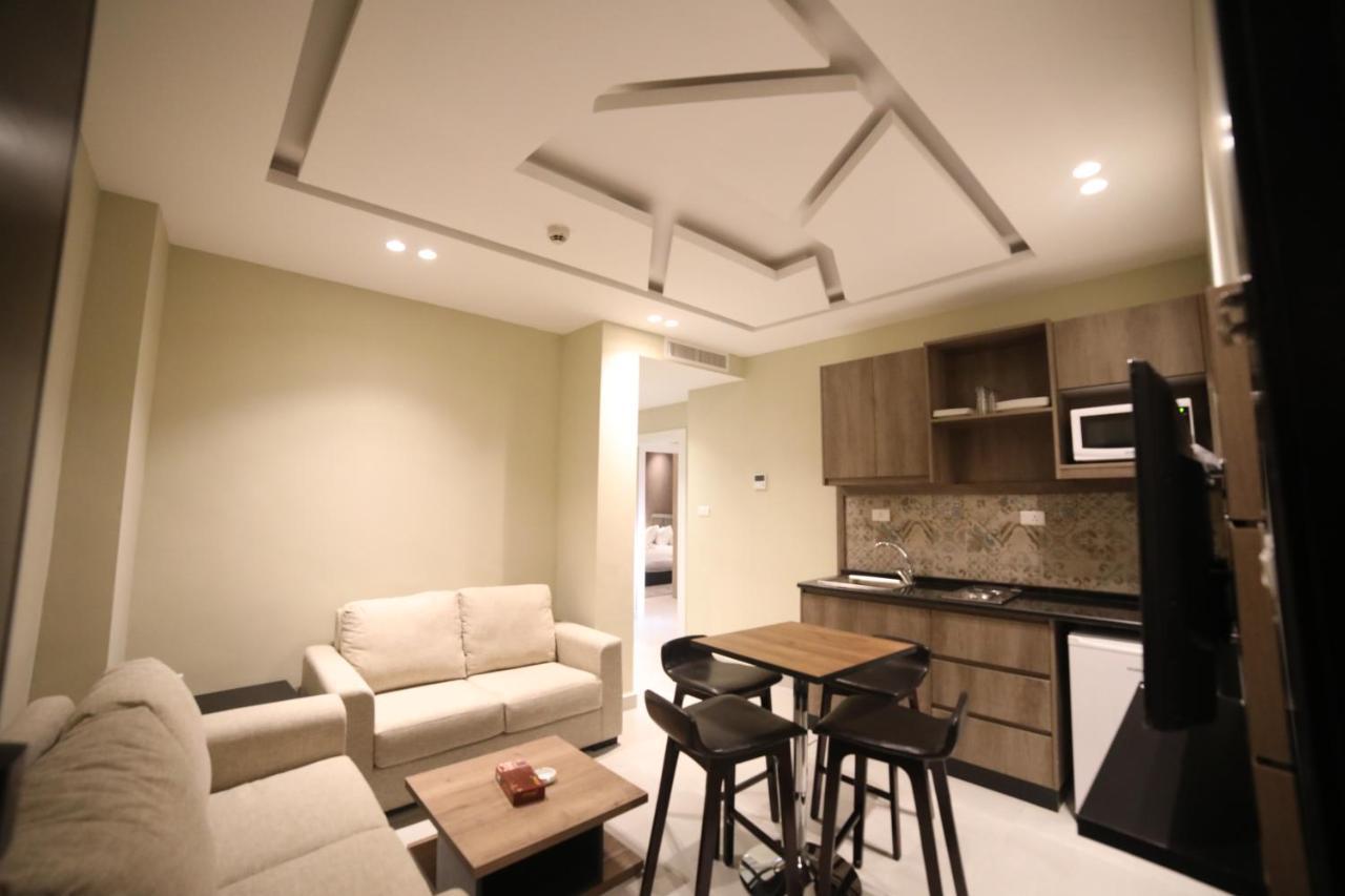فندق صحارى الخليج Sahara Gulf Hotel Apartments Amman Extérieur photo